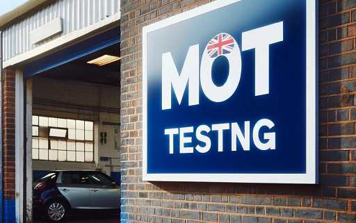 MOT Test Combined with Car Servicing