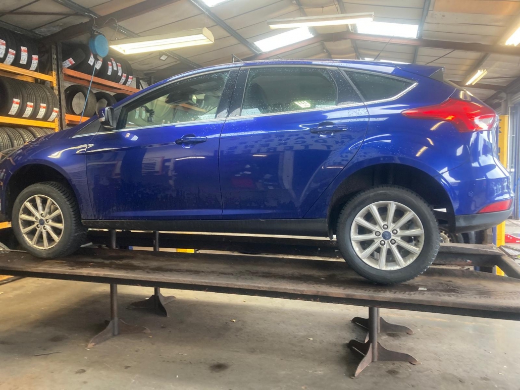 Ford Focus for Classy Falken Tyres