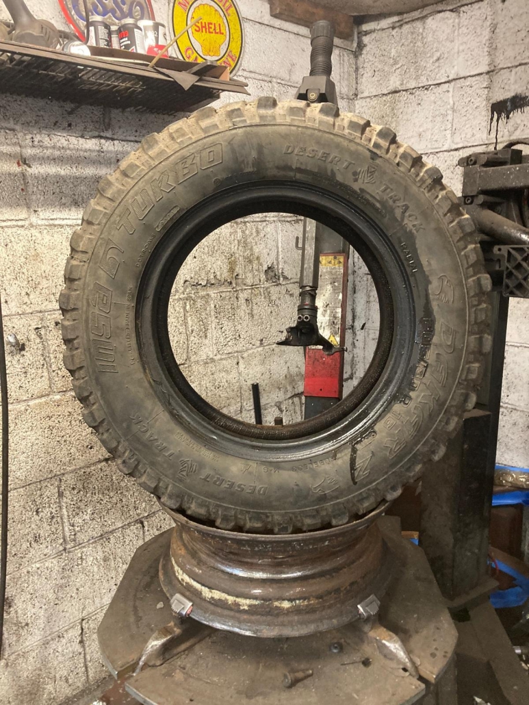 land-rover-tyre-repair-halifax