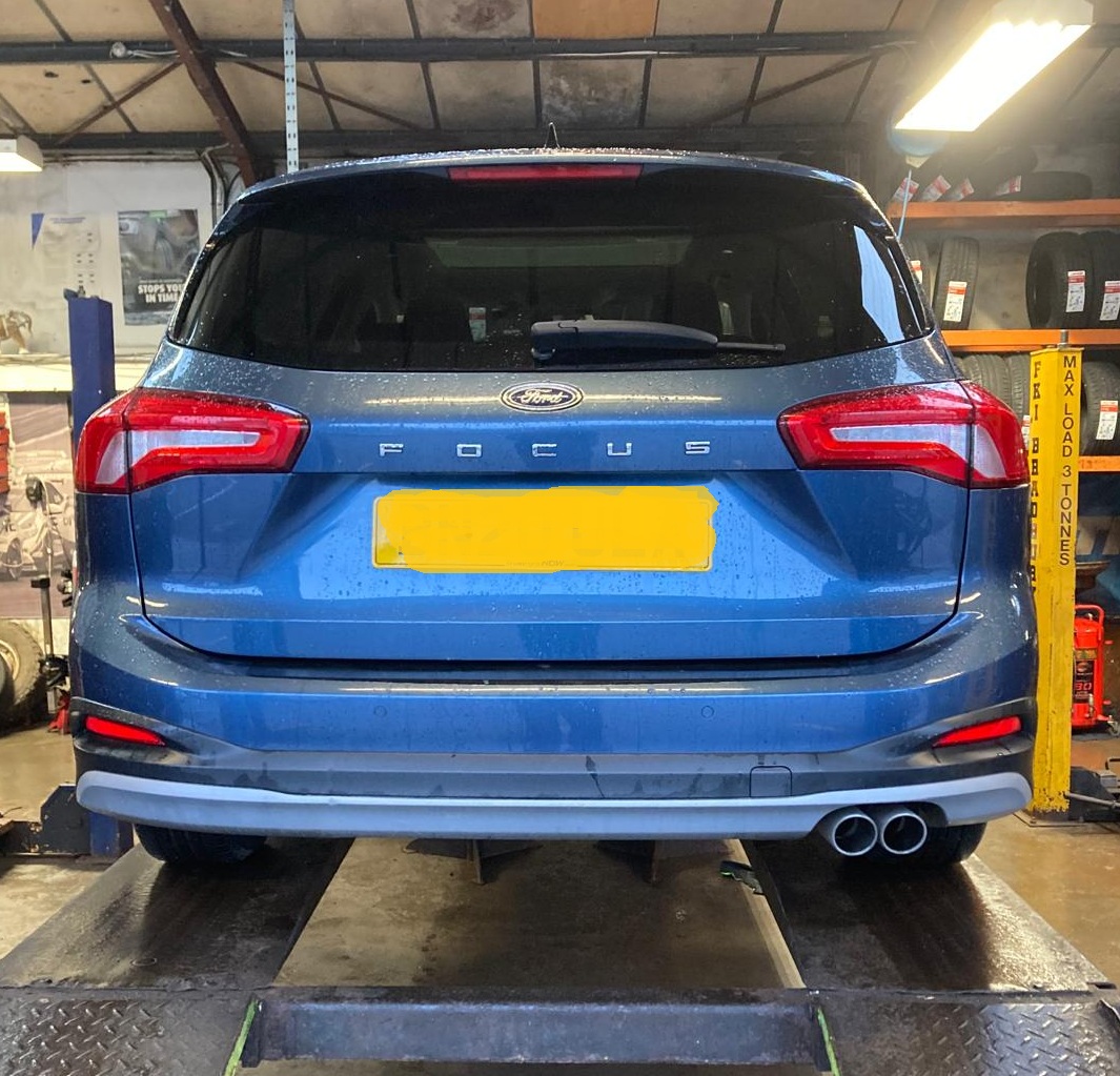 Ford Focus for Continental SUV Tyres