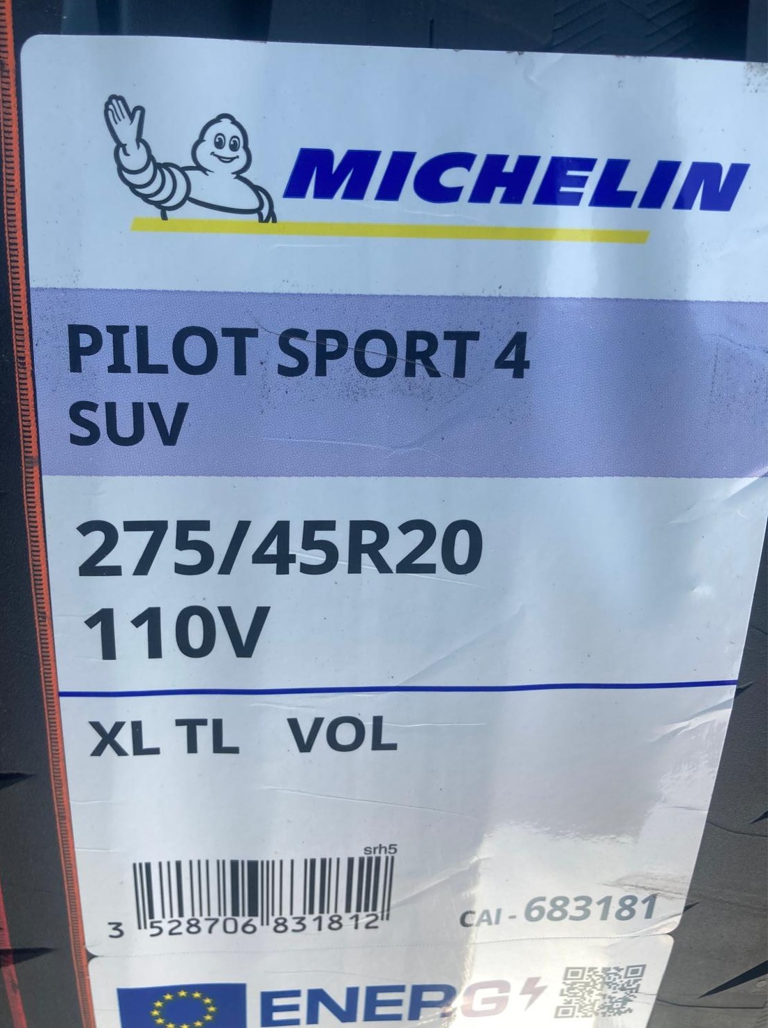 Volvo XC90 for new Michelin Tyres
