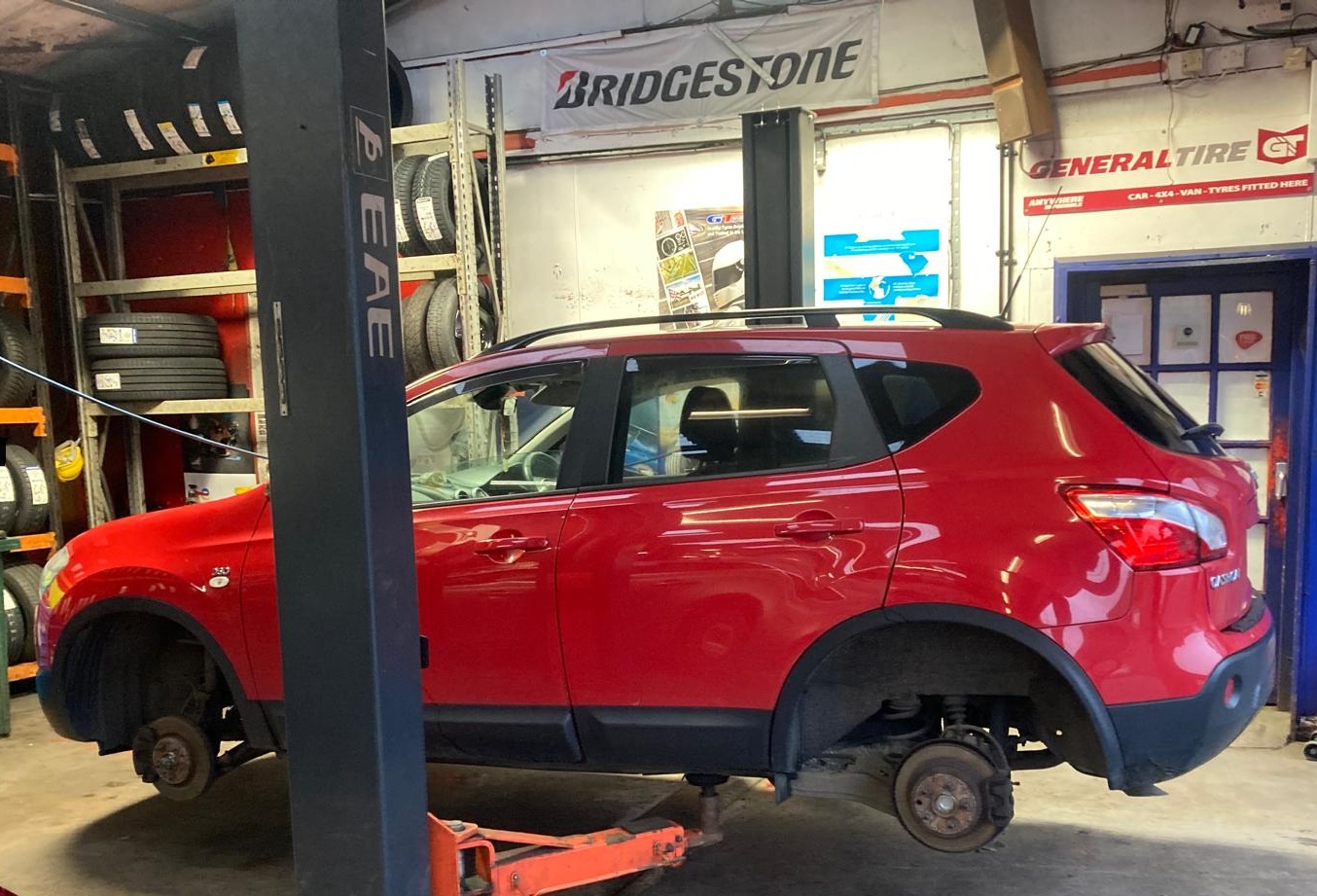 Nissan Qashqai for RoadX Tyres