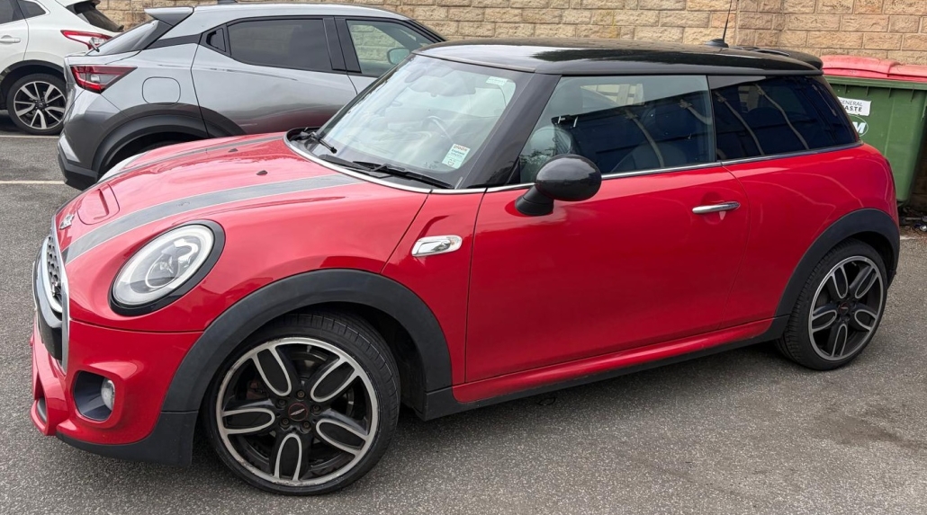 BMW Mini for P Zero Tyres