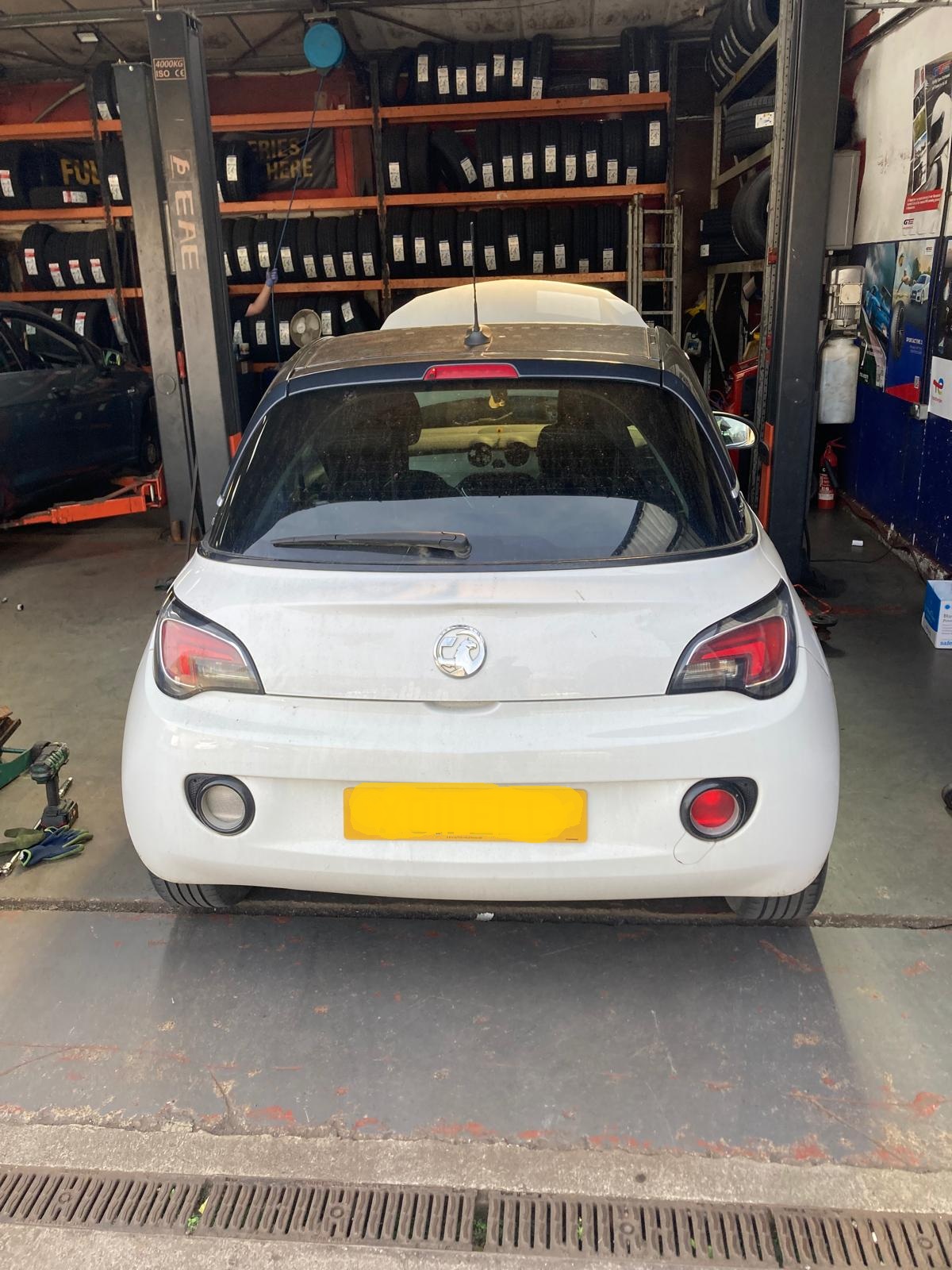 Vauxhall for Air-Con Re-gas