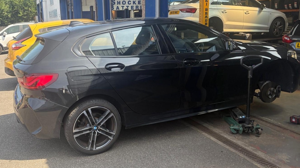 BMW 118i Award-Winning Pirelli