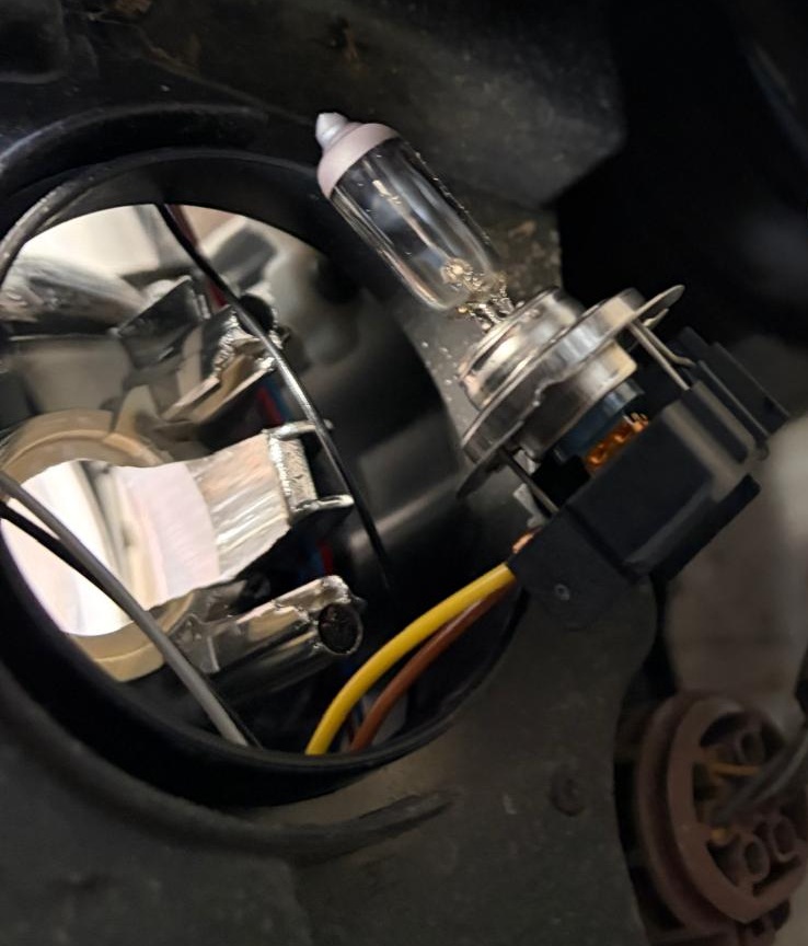 Clean Fiat 500 Lights Up