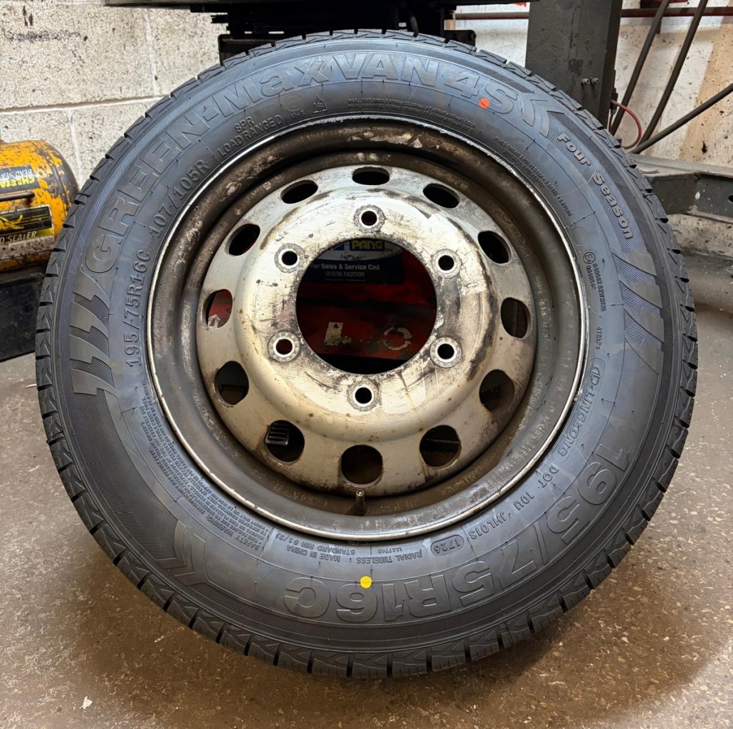 Ling Long Tyres for Ford Transit