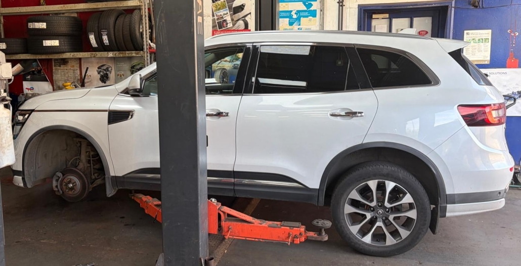 Renault Koleos Gets Premium Continental Tyres
